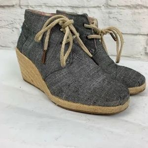 TOMS wedges